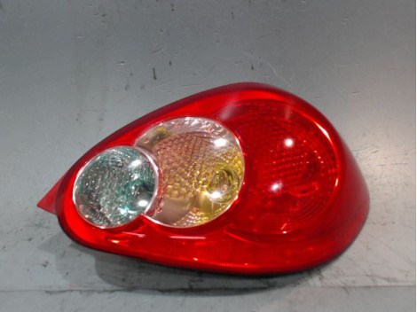 FEU ARRIERE DROIT TOYOTA AYGO