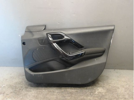 GARNITURE PORTE AVANT DROIT PEUGEOT 208