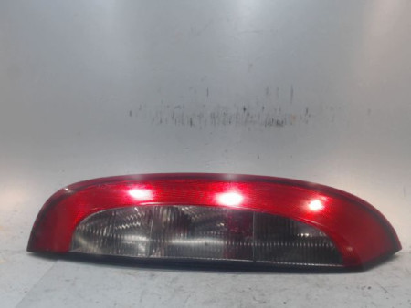 FEU ARRIERE GAUCHE  OPEL CORSA