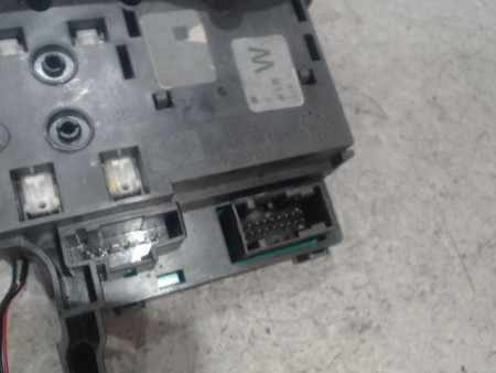 COMMANDE ESSUIE GLACE RENAULT MEGANE