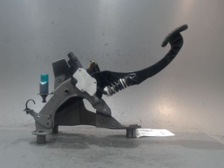 PEDALE EMBRAYAGE RENAULT MEGANE
