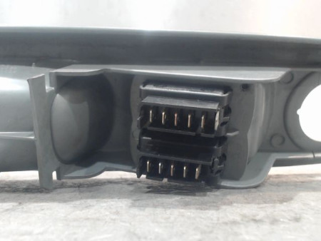 COMMANDE LEVE-GLACE PORTE AVG RENAULT TWINGO