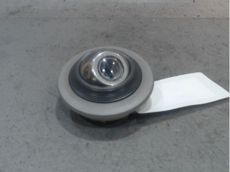 PLAFONNIER TOYOTA IQ