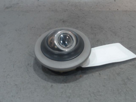 PLAFONNIER TOYOTA IQ