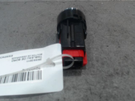 BOUTON DE DEMARRAGE TOYOTA IQ