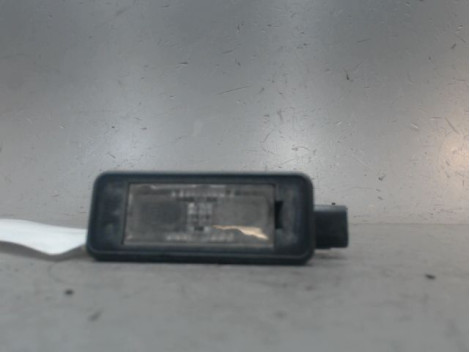 ECLAIREUR PLAQUE DE POLICE DROIT PEUGEOT 308