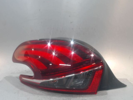 FEU ARRIERE GAUCHE  PEUGEOT 208