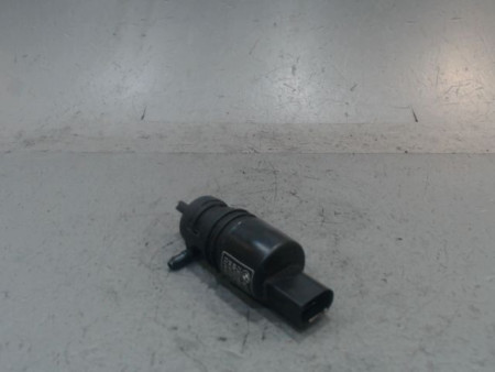 POMPE LAVE-GLACE AVANT BMW SERIE 1