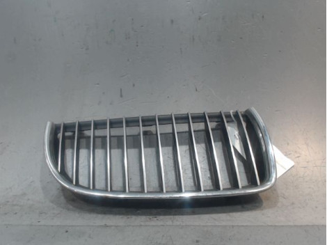 GRILLE CALANDRE DROIT B.M.W. SERIE 3