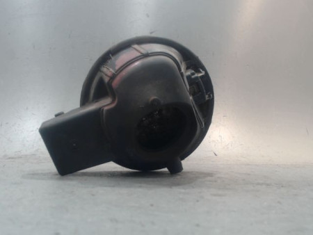 VOLET DE TRAPPE CARBURANT SKODA FABIA