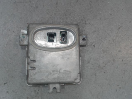 BOITIER XENON PHARE DROIT B.M.W. SERIE 3