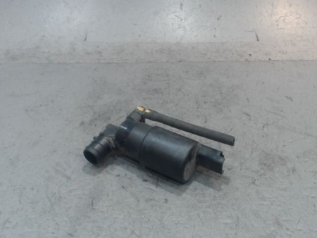 POMPE LAVE-GLACE AVANT TOYOTA AYGO