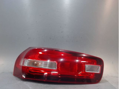 FEU ARRIERE GAUCHE  CITROEN C4