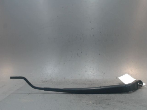 BRAS ESSUIE-GLACE AVANT DROIT TOYOTA IQ