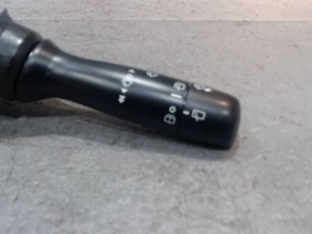 COMMANDE ESSUIE GLACE TOYOTA YARIS