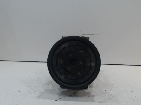 COMPRESSEUR AIR CONDITIONNE DACIA SANDERO