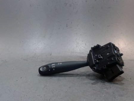 COMMANDE CLIGNOTANT HYUNDAI I10