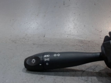 COMMANDE CLIGNOTANT HYUNDAI I10