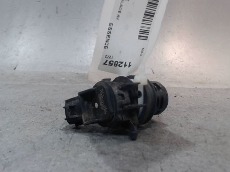 POMPE LAVE-GLACE AVANT MAZDA 3