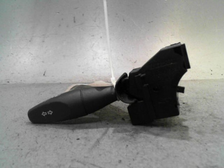 COMMANDE CLIGNOTANT FORD FOCUS