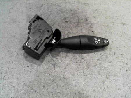 COMMANDE ESSUIE GLACE FORD FOCUS