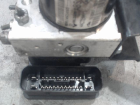 UNITE HYDRAULIQUE ABS RENAULT TWINGO