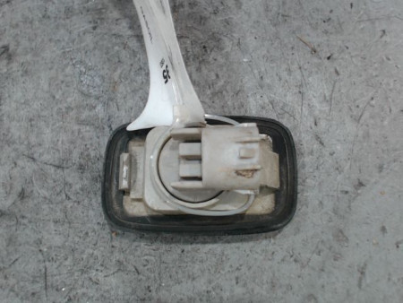 REPETITEUR AILE DROIT TOYOTA HILUX