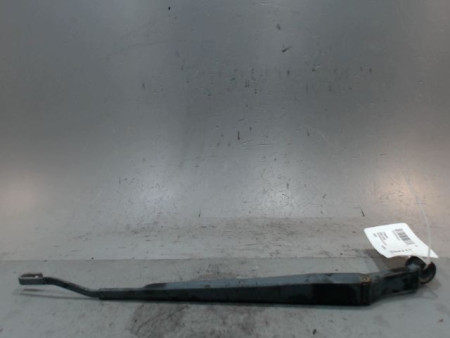 BRAS ESSUIE-GLACE AVANT DROIT TOYOTA HILUX