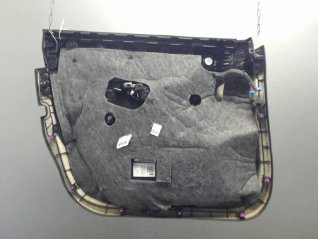 GARNITURE PORTE AVANT DROIT MERCEDES GLC