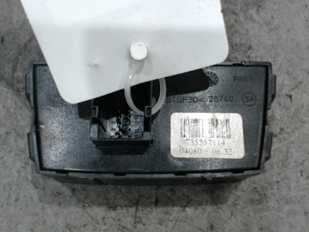 BOUTON DE WARNING FIAT PANDA