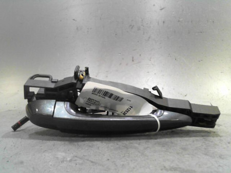 POIGNEE EXTERIEURE PORTE AVANT DROIT BMW M140L