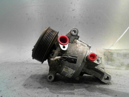 COMPRESSEUR AIR CONDITIONNE DACIA SANDERO