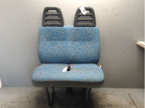 BANQUETTE AVANT IVECO 35C13