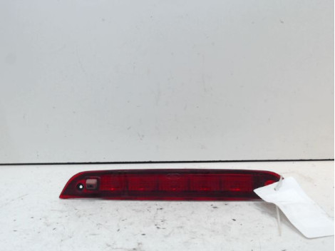 FEUX STOP SUPPLEMENTAIRE FORD FOCUS