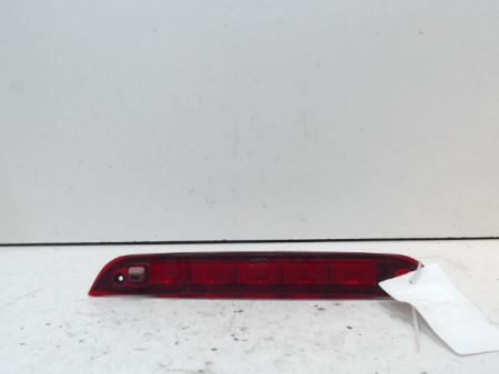 FEUX STOP SUPPLEMENTAIRE FORD FOCUS
