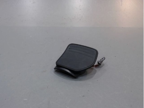 PALETTE AU VOLANT D AUDI A6