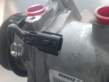 COMPRESSEUR AIR CONDITIONNE DACIA SANDERO