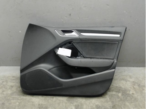 GARNITURE PORTE AVANT DROIT AUDI A3