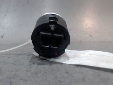 BOUTON DE DEMARRAGE FIAT 500