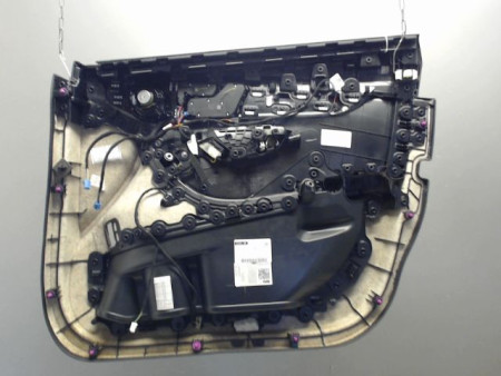 GARNITURE PORTE AVANT GAUCHE MERCEDES GLC