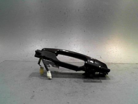 POIGNEE EXTERIEURE PORTE AVANT DROIT SUZUKI SWIFT