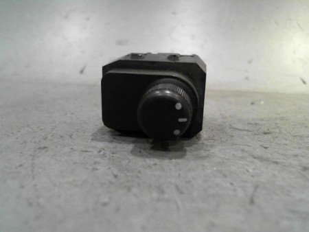 COMMANDE RETROVISSEUR EXTERIEUR ELECTRIQUE SUZUKI SWIFT