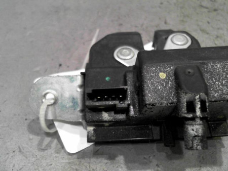 SERRURE HAYON  OPEL CORSA