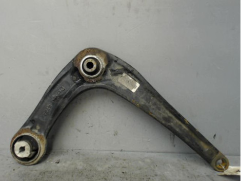 TRIANGLE INFERIEUR AVANT DROIT CITROEN JUMPY