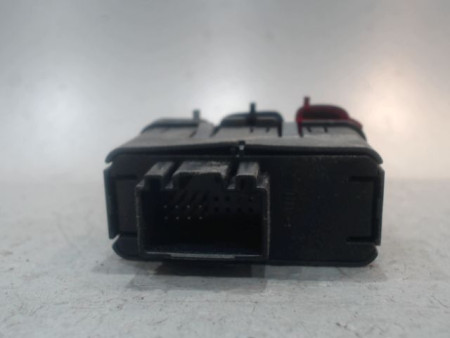 BOUTON DE WARNING VOLKSWAGEN UP