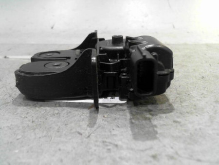 SERRURE COFFRE ARRIERE RENAULT MEGANE
