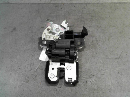 SERRURE COFFRE ARRIERE AUDI A3