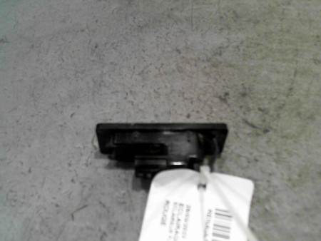 ECLAIREUR PLAQUE DE POLICE DROIT RENAULT MEGANE-E