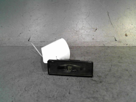 ECLAIREUR PLAQUE DE POLICE GAUCHE RENAULT MEGANE-E
