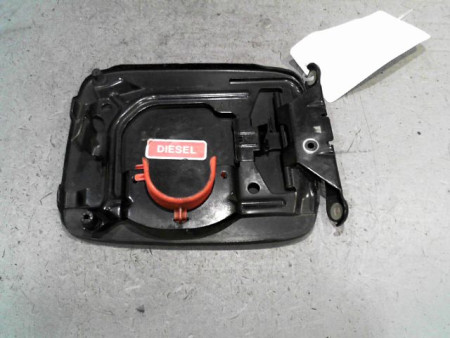 VOLET DE TRAPPE CARBURANT NISSAN PRIMERA